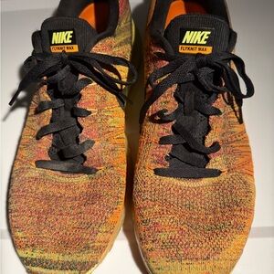Nike Flyknit Max Air Max Running Shoes Orange Black Sneakers Size 12.5